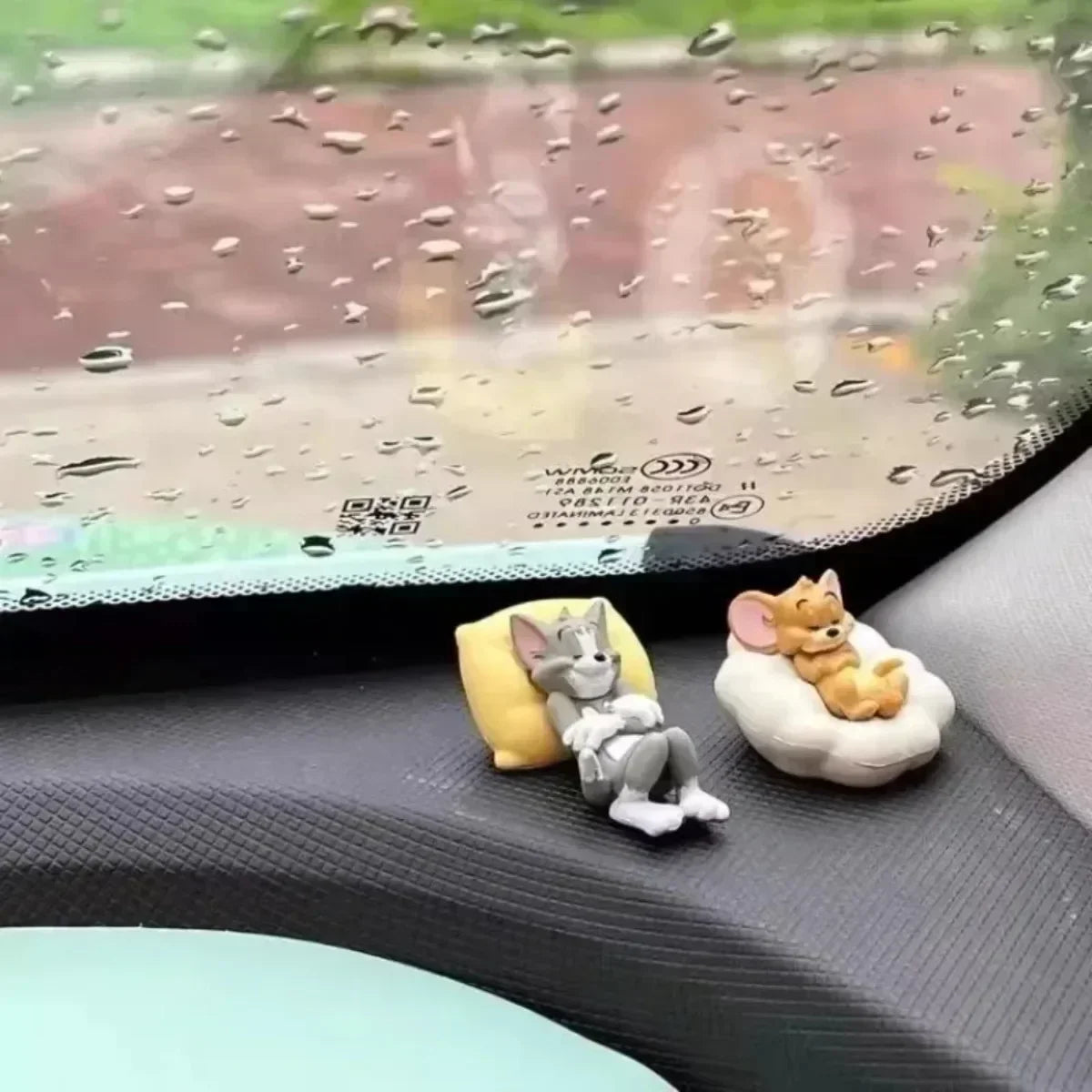 Adorable Tom and Jerry Desk & Car Decorations