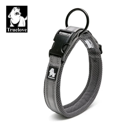 Comfort Meets Durability – Adjustable Reflective Dog Collar